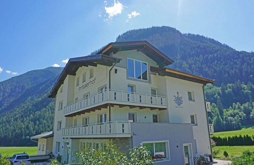 Serfaus Apartment | Nice apartment for 3 people with WIFI, TV, balcony and parking