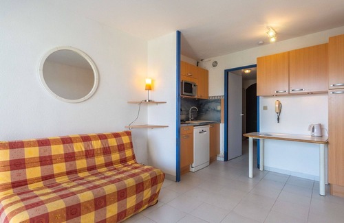 Port Cogolin Apartment | Nice apartment for 3 people with WIFI, TV, patio and pets allowed