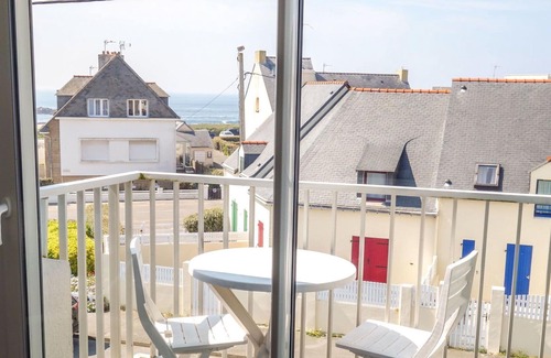 Morbihan Apartment | Nice apartment for 3 people with WIFI, TV, balcony, pets allowed and parking