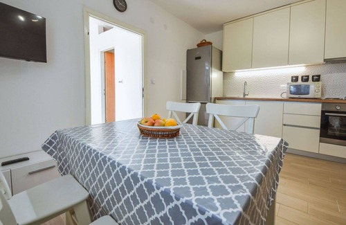 Tribanj Apartment | Nice apartment for 3 people with WIFI, A/C and TV