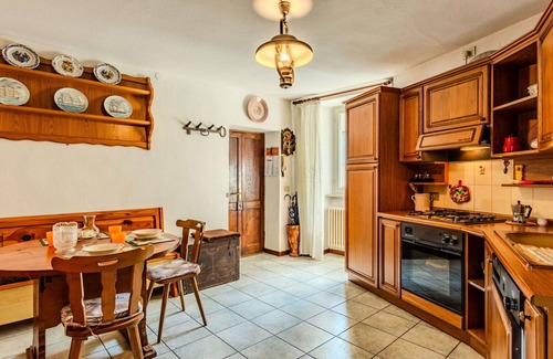 Nesso Apartment | Nice apartment for 3 people with TV and balcony