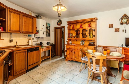 Nesso Apartment | Nice apartment for 3 people with TV and balcony