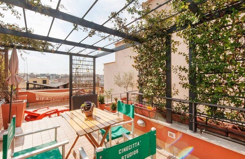 San Lorenzo Apartment | Nice apartment for 3 people with WIFI, A/C, TV and terrace
