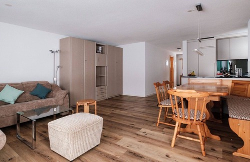 Parpan Apartment | Nice apartment for 4 guests with WIFI, TV and balcony