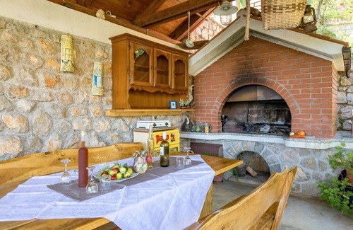 Donji Kraj Apartment | Nice apartment for 4 guests with WIFI, A/C, TV and terrace