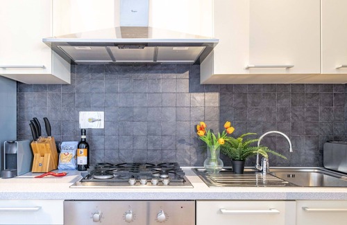 Careggi Rifredi Apartment | Nice apartment for 4 guests with WIFI, A/C, TV, balcony and panoramic view