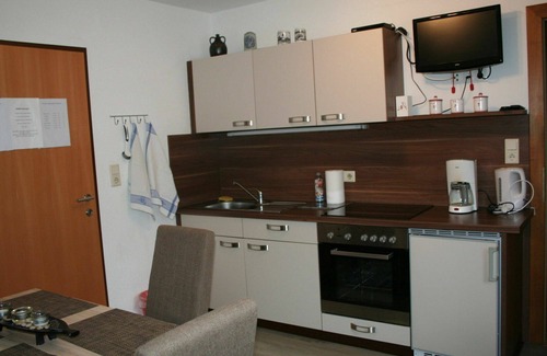 Pians Apartment | Nice apartment for 4 guests with WIFI, TV, patio, pets allowed and panoramic view