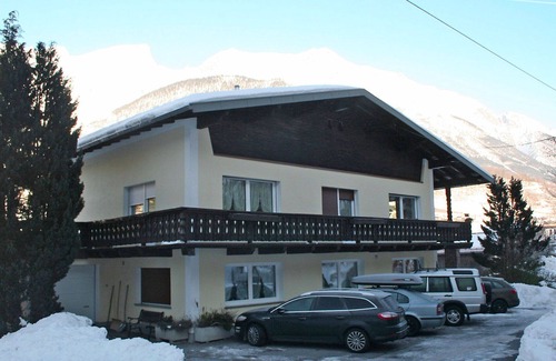 Pians Apartment | Nice apartment for 4 guests with WIFI, TV, patio, pets allowed and panoramic view
