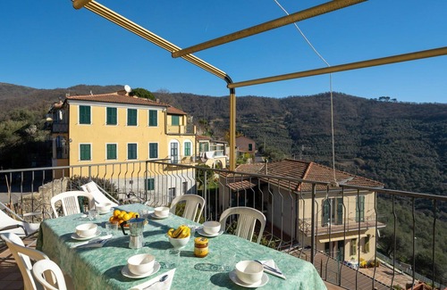 Vasia Apartment | Nice apartment for 4 guests with WIFI, TV, balcony and pets allowed