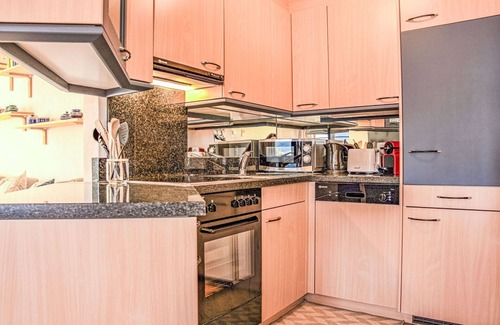 Zuoz Apartment | Nice apartment for 4 guests with WIFI, TV, balcony, pets allowed, panoramic view and parking