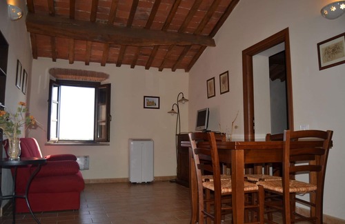 Campiglia Marittima Other | Nice apartment for 4 guests with pool, TV and panoramic view