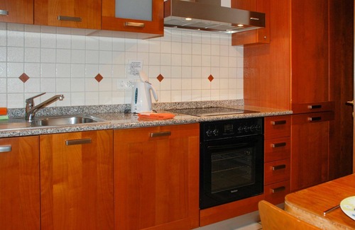 Muralto Apartment | Nice apartment for 4 people with TV, balcony and pets allowed