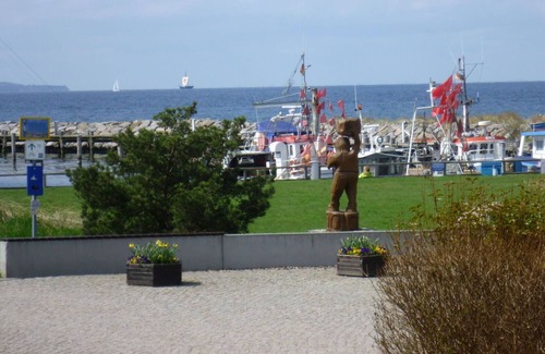 Insel Poel Apartment | Nice apartment for 4 people with TV, terrace, pets allowed and parking