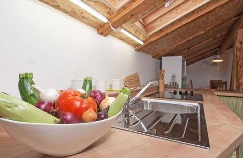 Zvonece Apartment | Nice apartment for 4 people with WIFI, A/C, TV, terrace, pets allowed and panoramic view