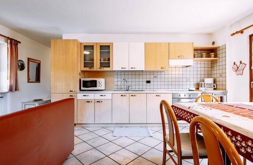 Soraga Apartment | Nice apartment for 4 people with WIFI, TV and balcony