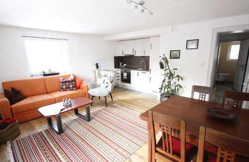 Pians Apartment | Nice apartment for 4 people with WIFI, TV and balcony