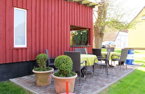 Ummanz Apartment | Nice apartment for 5 guests with WIFI, TV and patio