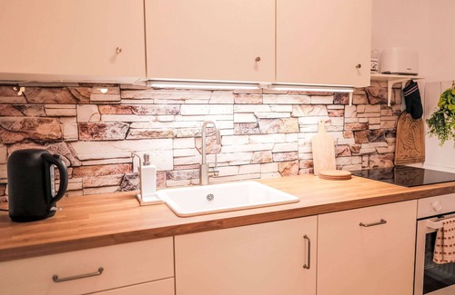 Jachymov Apartment | Nice apartment for 5 guests with WIFI, TV, balcony, panoramic view and parking