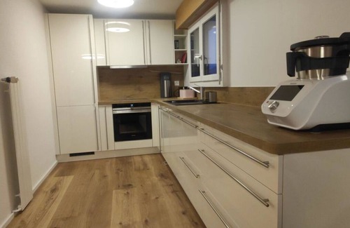 Lenk Apartment | Nice apartment for 5 people with WIFI and balcony