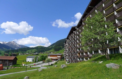 Acletta Apartment | Nice apartment for 6 guests with WIFI, pool, TV, balcony, panoramic view and parking