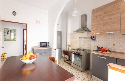 Follonica Apartment | Nice apartment for 6 guests with WIFI, TV, patio and parking