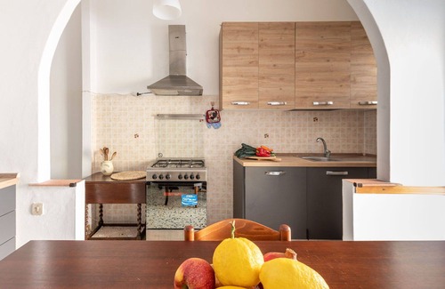 Follonica Apartment | Nice apartment for 6 guests with WIFI, TV, patio and parking