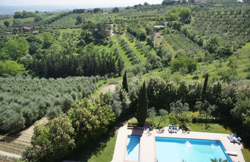 Montaione Apartment | Nice apartment for 6 people with A/C, WIFI, pool, TV and pets allowed, close to San Gimignano