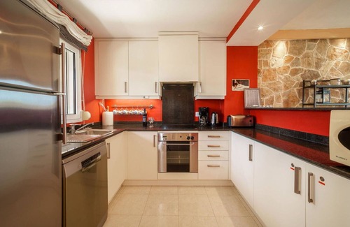 Cala Romantica Apartment | Nice apartment for 6 people with A/C, hot tub, pool, TV, terrace and parking