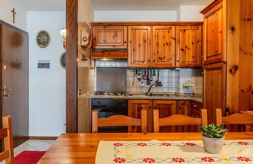 Ragoli Apartment | Nice apartment for 6 people with WIFI, TV, balcony and parking
