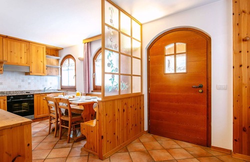 Fontanazzo Apartment | Nice apartment for 6 people with WIFI, TV and parking