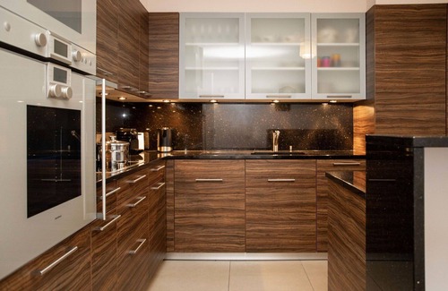 Montreux Apartment | Nice apartment for 7 guests with WIFI, A/C, pool, TV, terrace and panoramic view