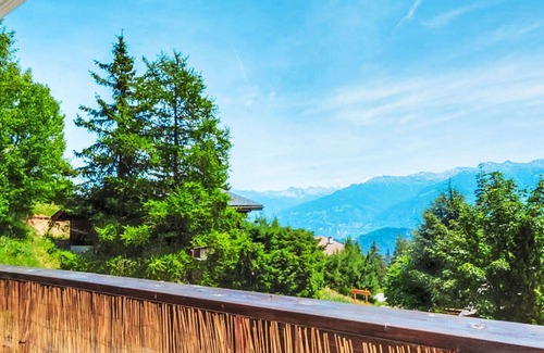 Anzere Apartment | Nice apartment for 7 people with WIFI, TV and balcony