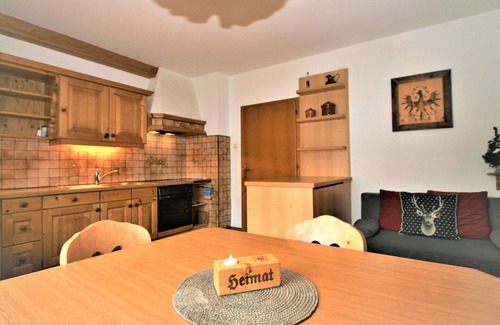 Schlitters Apartment | Nice apartment for 3 guests with WIFI, TV and parking
