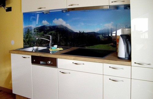 Prutz Apartment | Nice apartment for 6 guests with WIFI, TV, terrace, pets allowed and parking