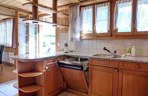 Gadmen Apartment | Nice apartment for 5 people with WIFI, TV, patio, pets allowed and panoramic view