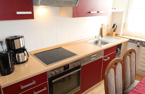 Schiffdorferdamm Apartment | Nice apartment for 4 people with WIFI, TV and pets allowed