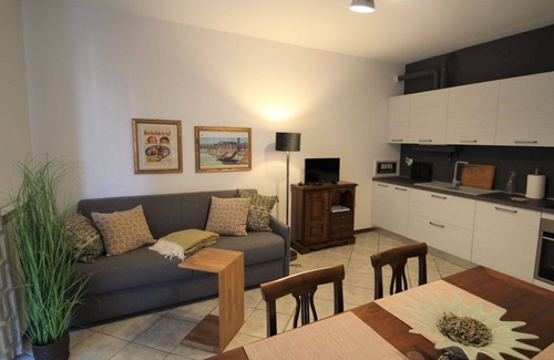 Germignaga Apartment | Nice apartment for 4 people with WIFI and patio