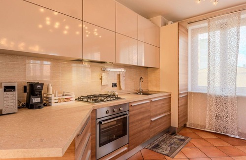 Rovellasca Apartment | Nice apartment for 4 people with A/C, WIFI, TV and balcony