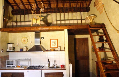 Monteleone d'Orvieto Apartment | Nice apartment for 4 guests with WIFI, pool and TV