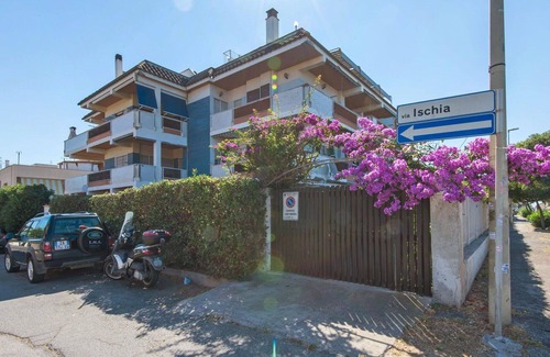 Torvaianica Apartment | Nice apartment for 4 people with WIFI, TV and terrace