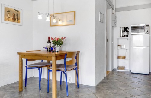 Akirkeby Apartment | Nice apartment in Aakirkeby