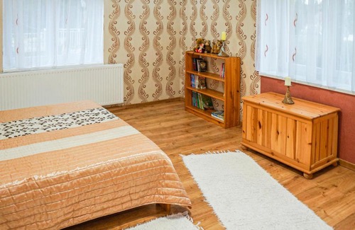 Abrahamhegy Apartment | Nice apartment in Abrahámhegy w/ 2 Bedrooms