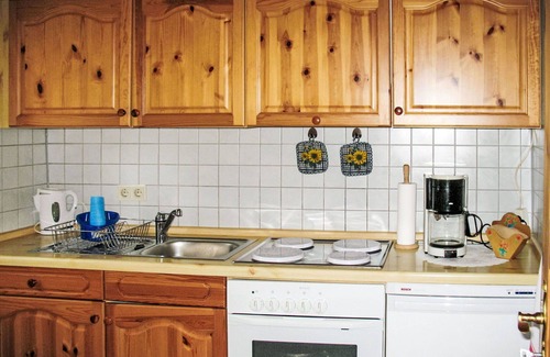 Steinbach-Hallenberg House | Nice apartment in villa for 4 guests with WIFI, TV and patio