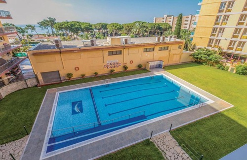 Malgrat de Mar Apartment | Nice Apartment In Malgrat De Mar With 2 Bedrooms, Wifi And Outdoor Swimming Pool