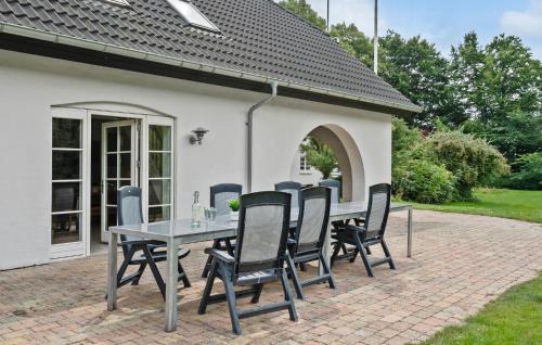 Nimtofte Apartment | Nice Apartment In Nimtofte With Wifi