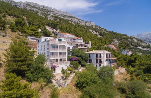 Pisak Apartment | Nice Apartment In Pisak With House Sea View