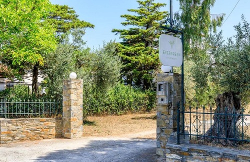 Stafylos Apartment | Nice apartment in Stafylos with garden