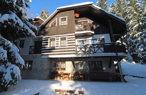 Harrachov House | Nice apartment in villa for 19 people with WIFI, TV and balcony