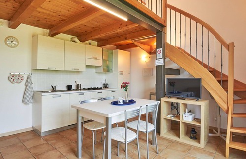 Dongo House | Nice apartment in villa for 4 guests with A/C, WIFI, TV, patio and pets allowed
