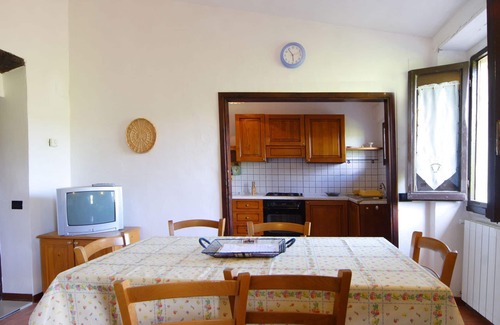 Poggibonsi Villa | Nice apartment in villa with pool, WIFI, TV, patio and panoramic view, close to San Gimignano
